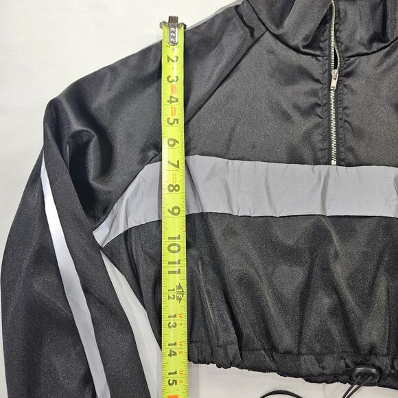 Forever 21  Medium Cropped Windbreaker 1/4 Zip Lightweight Jacket Y2K Retro NWT - Picture 3 of 8